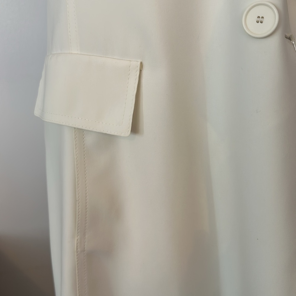 Akris Punto Cream Vest Sophisticated Style - Picture 8 of 8